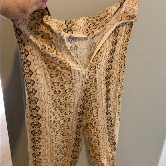 Boho cute pants w back zipper - Picture 5 of 6